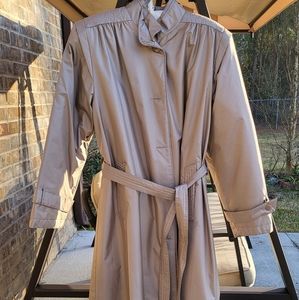 Vintage Weather Wise By Micki! 11/12 Belted Lined Long All Weather Coat Beige